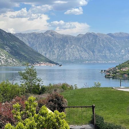 Lavender Bay Apartment B23 Kotor Exterior foto