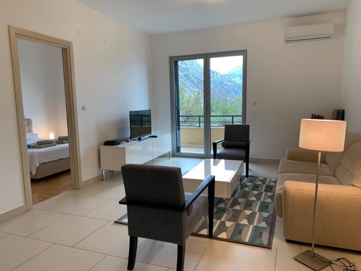 Lavender Bay Apartment B23 Kotor Exterior foto